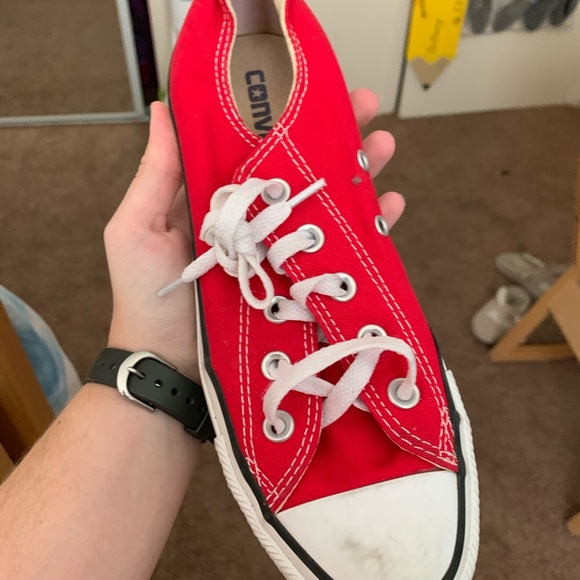 Red low top converse - Picture 1 of 2